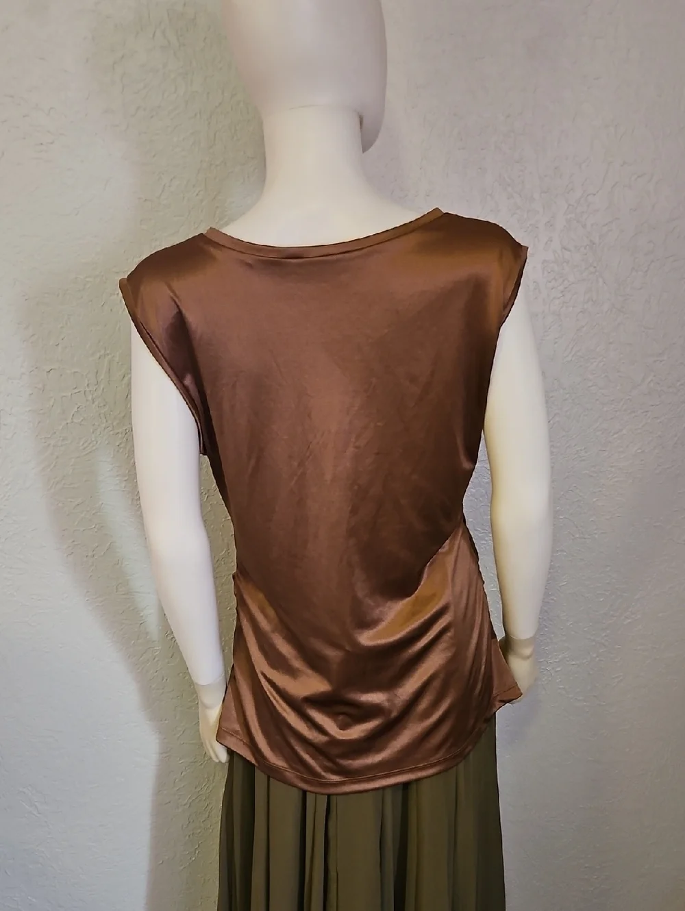 NEW YORK & CO Bronze Satin Ruched V-neck Sleeveless Top